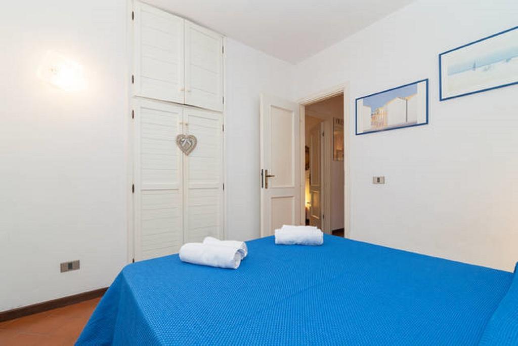 Villa Villino Sunshine Santa Margherita di Pula Habitación foto